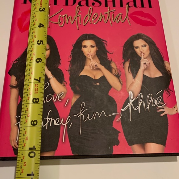 KARDASHIAN KONFIDENTIAL BOOK. - Picture 8 of 8